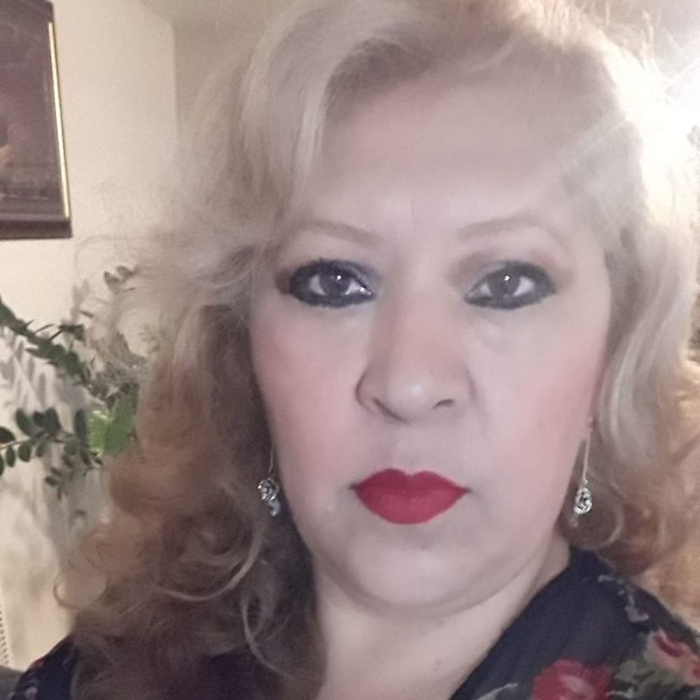 Meet your Posher, Blanca